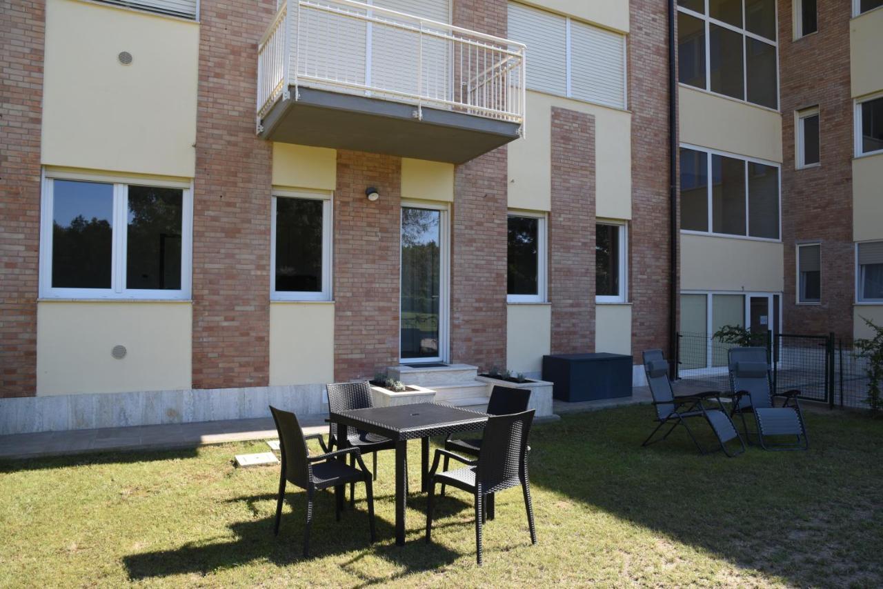 קלאמברונה Residence Il Piviere App 7 With Private Garden מראה חיצוני תמונה